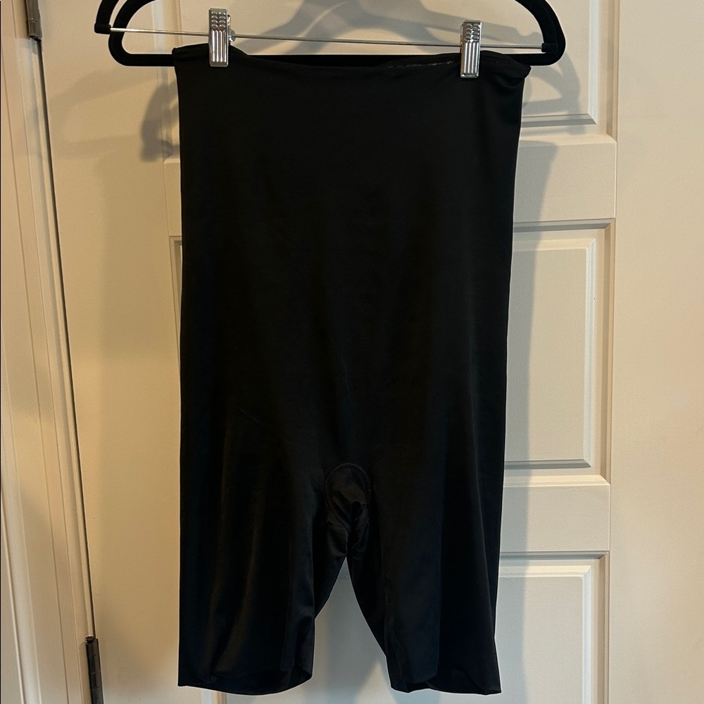 Spanx Black shapewear Shorts